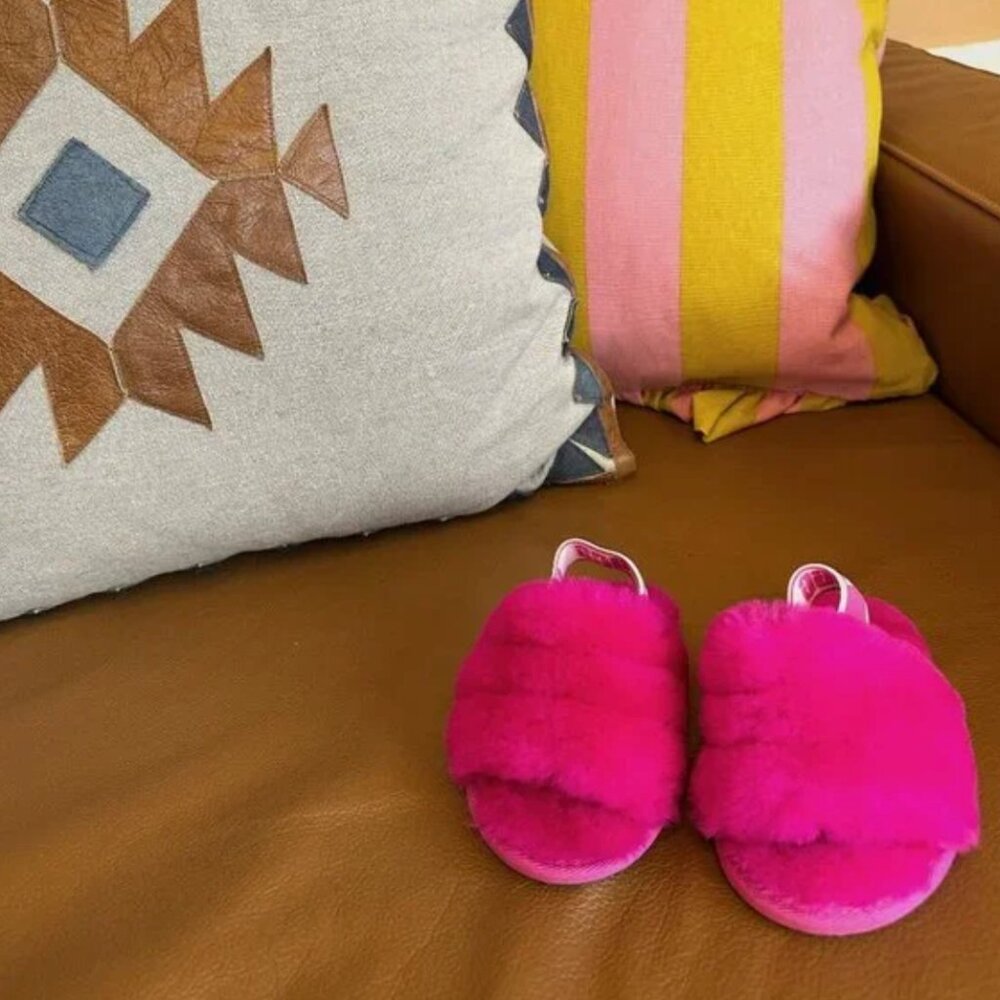 Never Worn UGG Baby Girls' Fluff Yeah Slide Slipper